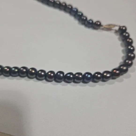 Vintage 10k Fish Hook Clasp 8mm Fresh Water Black Pearl Necklace 18" - Picture 5 of 12